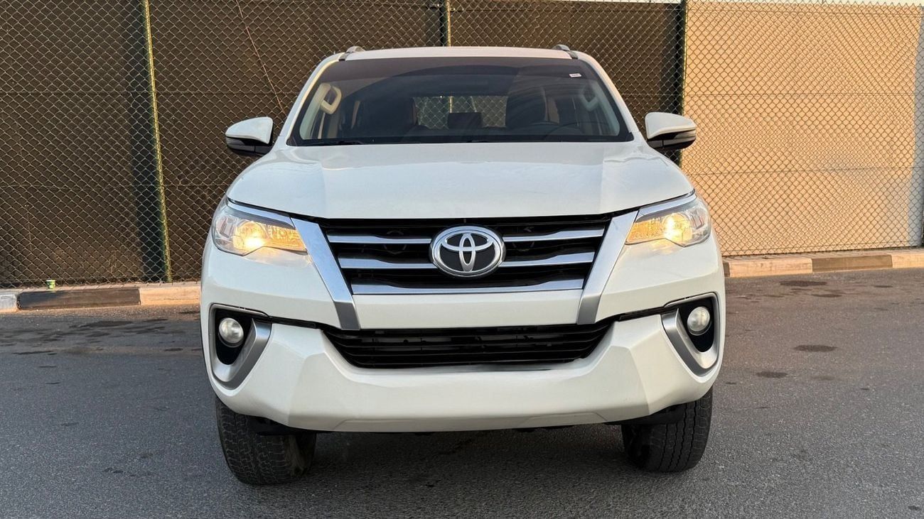 Toyota Fortuner GXR 4.0L (278 HP) V6 AUTOMATIC PETROL EXCELLENT CONDITION
