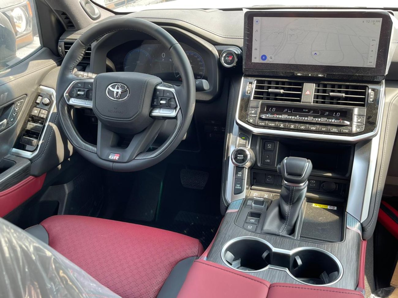 تويوتا لاند كروزر Toyota Land Cruiser GR-S 3.3L DIESEL 2025