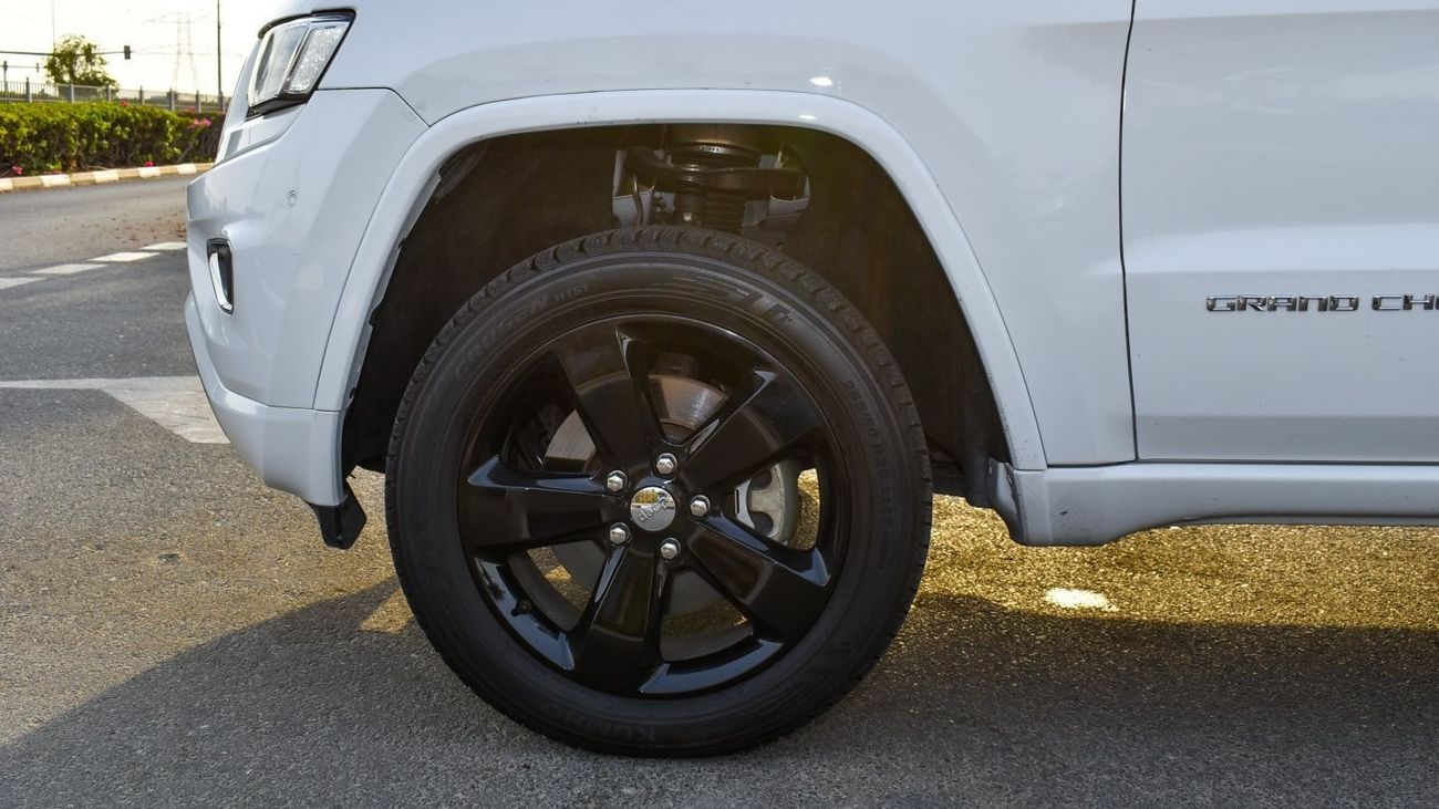 Jeep Grand Cherokee Overland 5.7L
