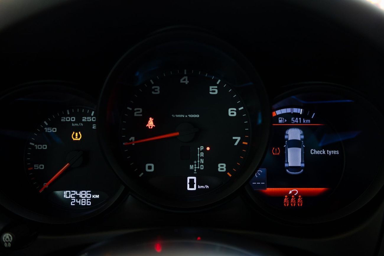 Porsche Macan Std 2.0L (252 HP)