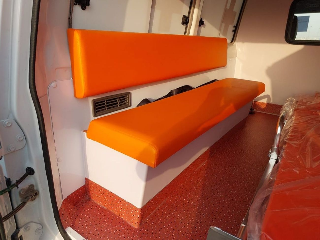 Toyota Land Cruiser TOYOTA LAND CRUISER AMBULANCE SUV RHD 2017 MODEL 4.5 L DIESEL MANUAL(PM07499)