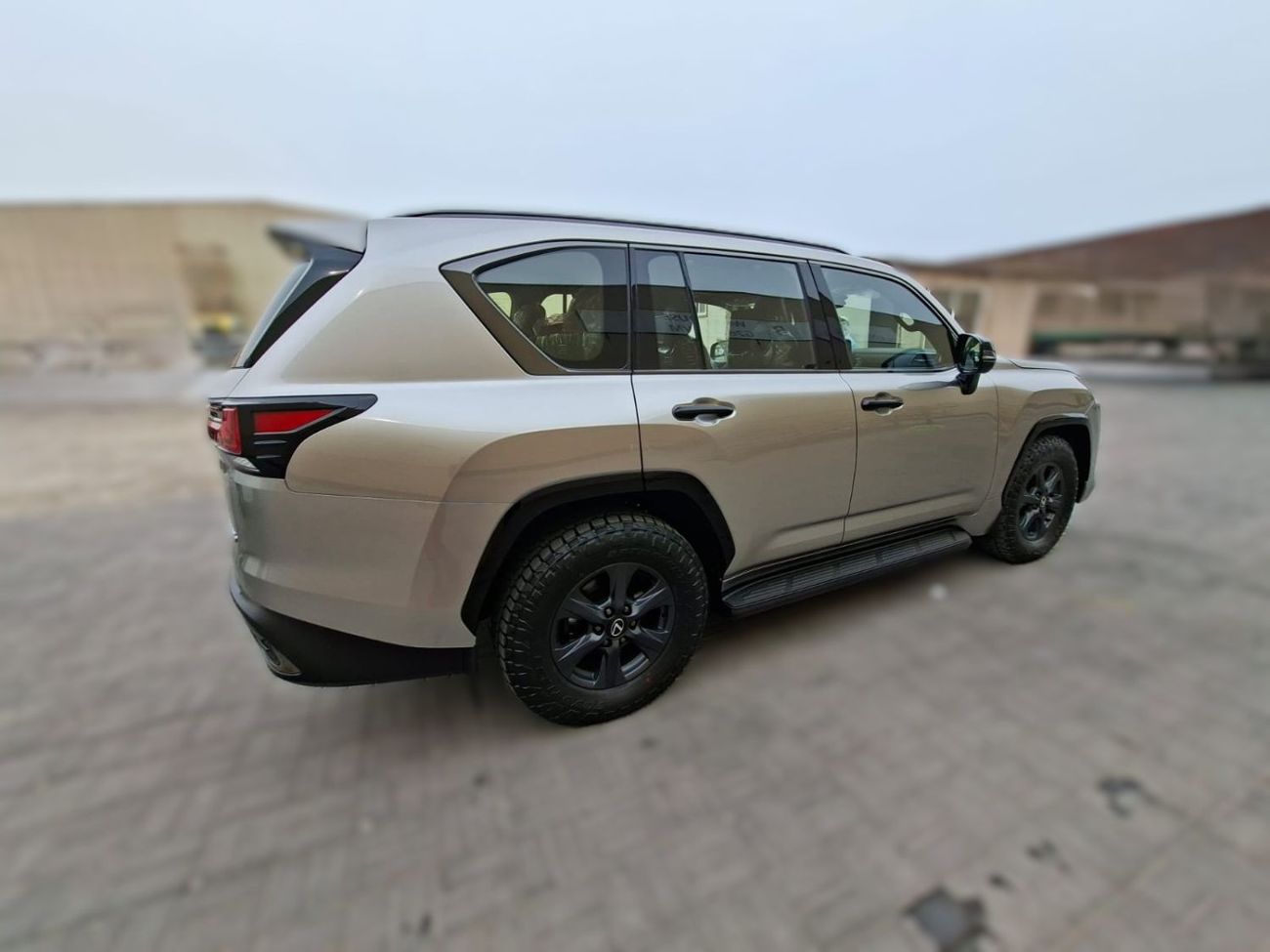 Lexus LX 700h LEXUS LX700h OVERTRAIL - 3.5L - HYB - AT - 2026 MY