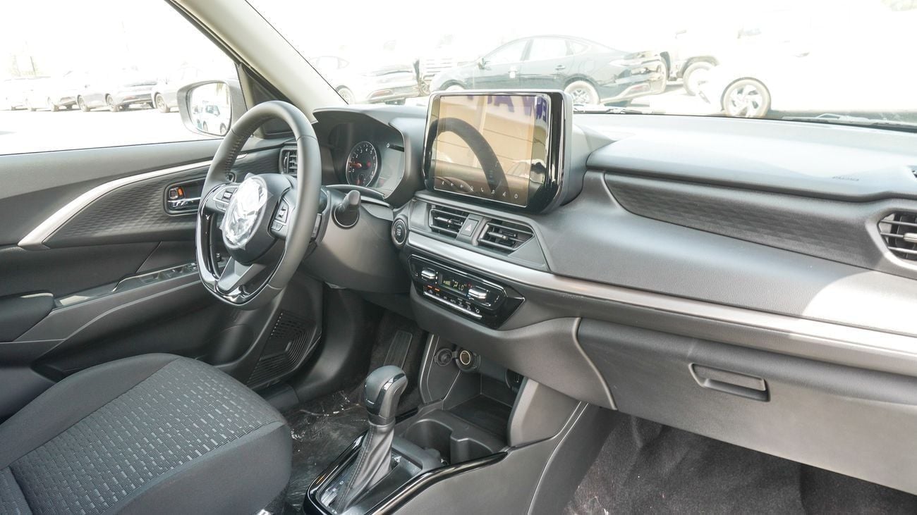 سوزوكي سويفت Brand New Suzuki Swift 2026 1.2L FWD Petrol |White/Black |N-SWI12- P-26 |FOR EXPORT