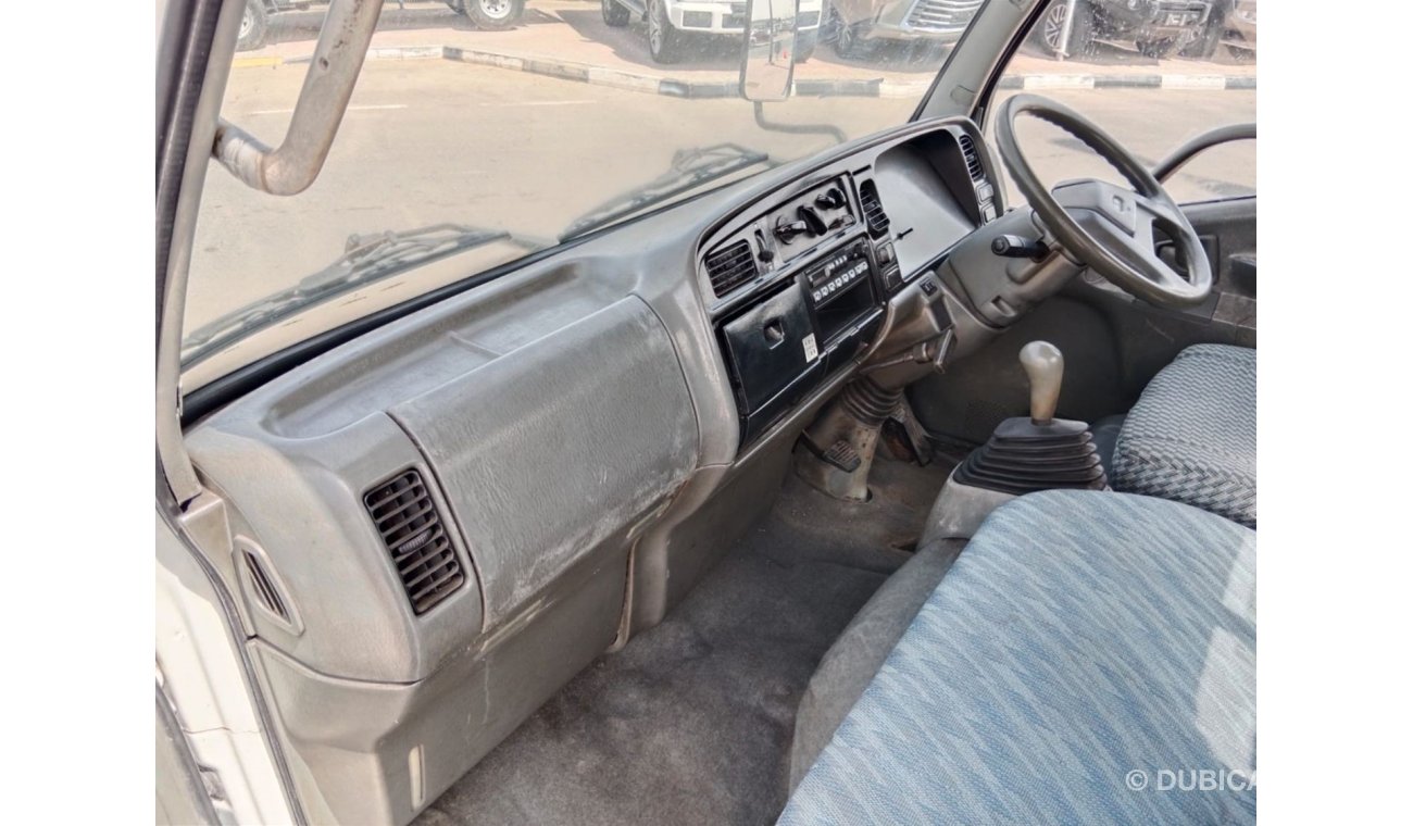 Mitsubishi Fuso Canter MITSUBISHI CANTER RIGHT HAND DRIVE (PM1236)