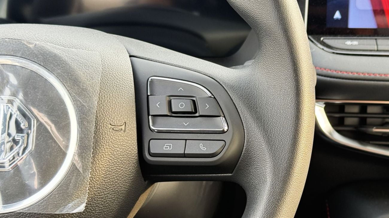 أم جي 5 MG5 1.5L Petrol 2025YM
