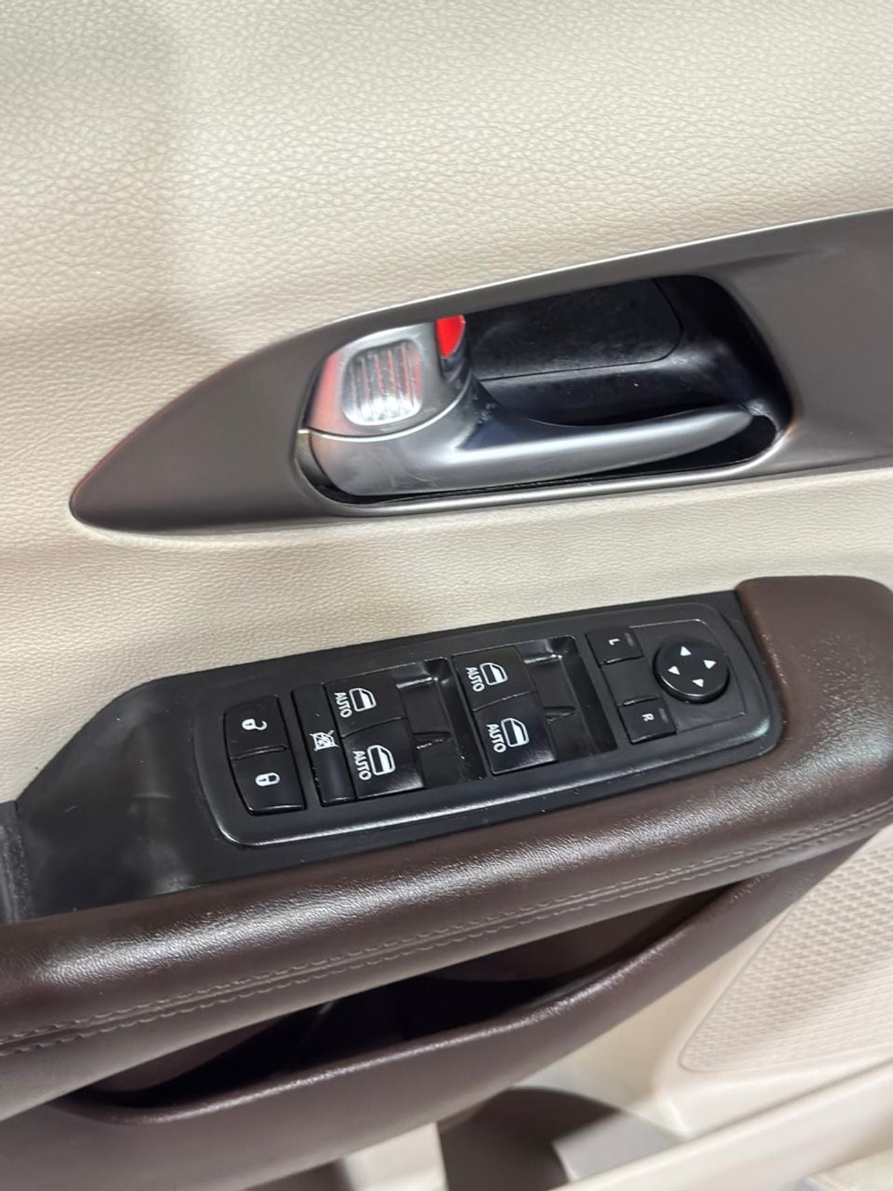 Chrysler Pacifica Limtied 3.6L