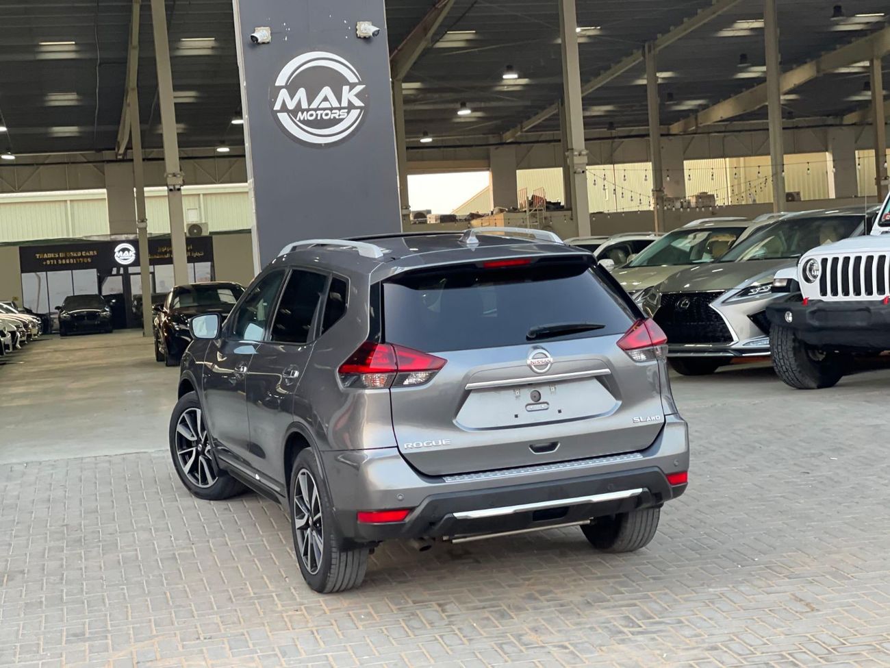 نيسان روج بلاتينيوم / أعلى المواصفات / بانوراما  / كاميرا 360 / 750 درهم شهريا