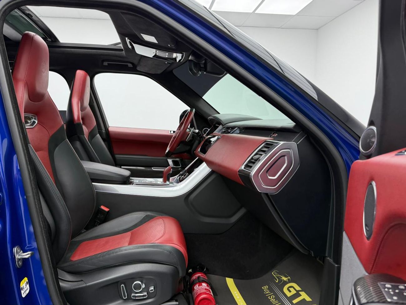 لاند روفر رينج روفر سبورت SVR 5.0L (575 HP) AWD 2021 Range Rover Sport SVR, 2026 RR Warranty, Fully Loaded, Excellent Conditio