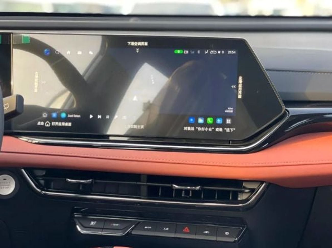 تشنجان x5 بلس ECTB - 11. شانجان X5 بلس - 1.5 لتر بنزين أوتوماتيكي تيربو - أبيض مع أسود