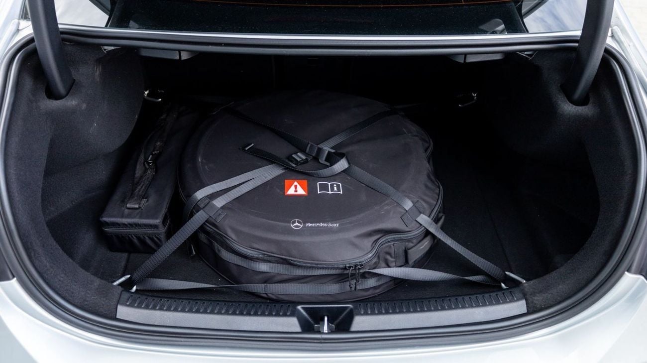 Mercedes Benz A35 AMG 4MATIC 2024 Mercedes-Benz A-Class 35 AMG GCC | Agency Warranty