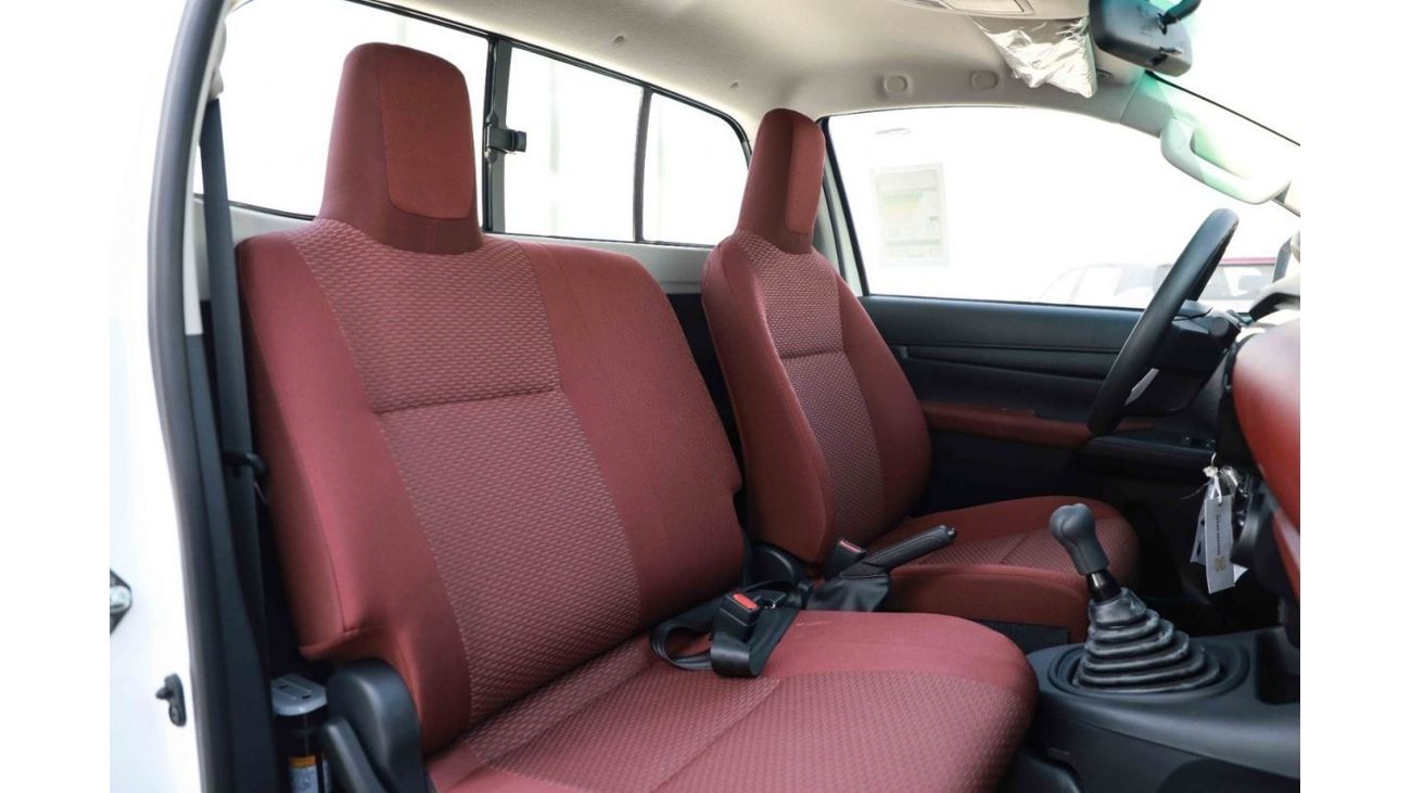 Toyota Hilux 2024 Toyota Hilux 4X4 Singel Cab 2.7 GLX - Super White inside Red | Export Only