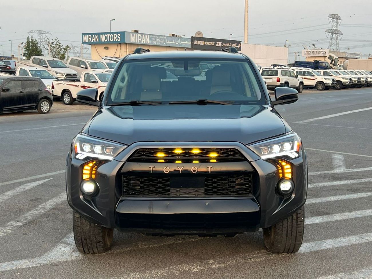 Toyota 4Runner 2015 Toyota 4Runner SR5 Premium - 4.0L V6 - 7 Leather Seats - Rear CAM - Electric Seat -