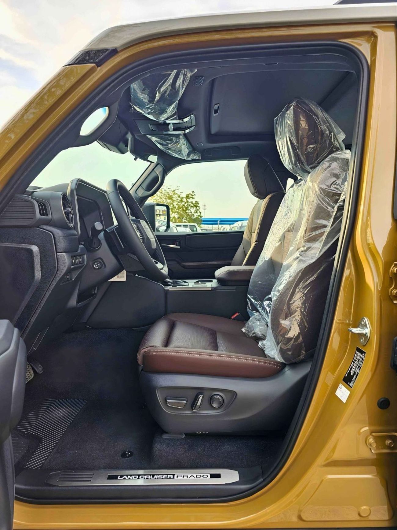 تويوتا برادو TURBO ADVENTURE DUAL TONE GCC SPEC / 2.4L PETROL A/T V4 / HIGH OPTION WITH RADAR / (CODE# PADV1T)