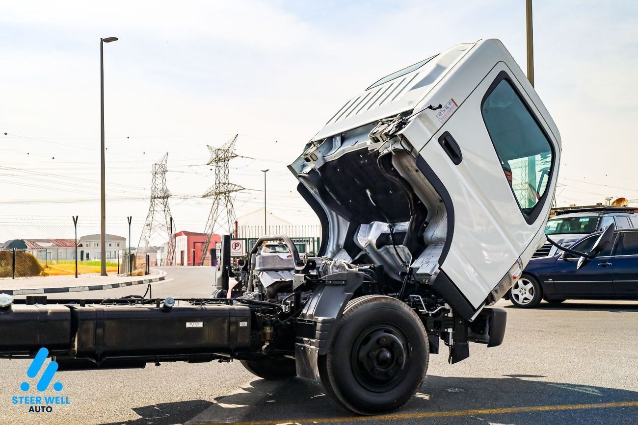 ميتسوبيشي فوسو كانتير 2025 | Diesel 4.2L | MT | 4x2 | Standard Chassis | Best Deals