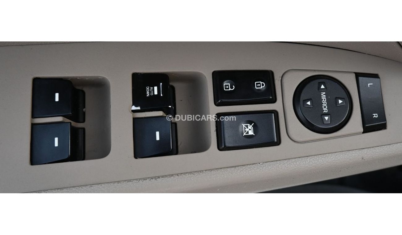 Hyundai Elantra GCC EXCELLENT CONDITION WITHOUT ACCIDENT 2016