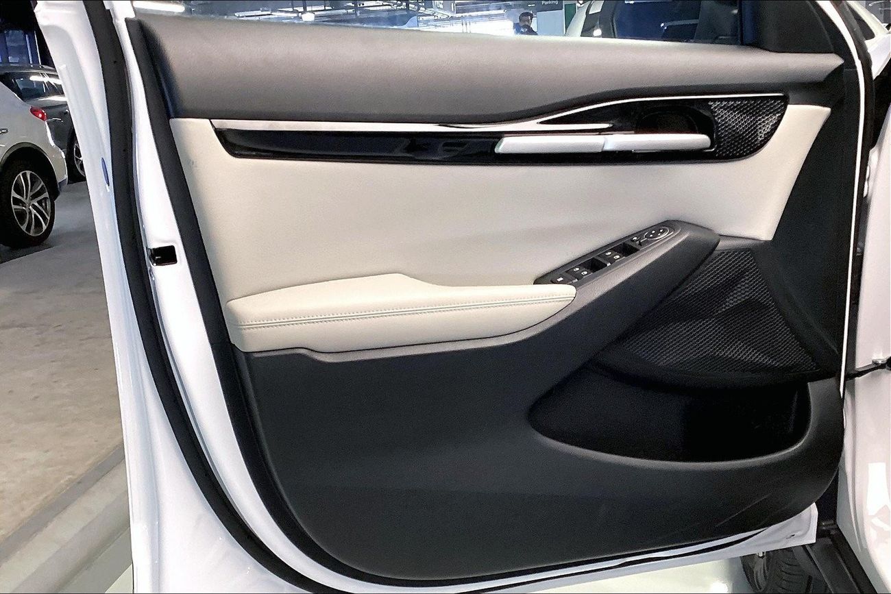 Nissan XTerra Platinum | Guaranteed Warranty | 0 Down Payment