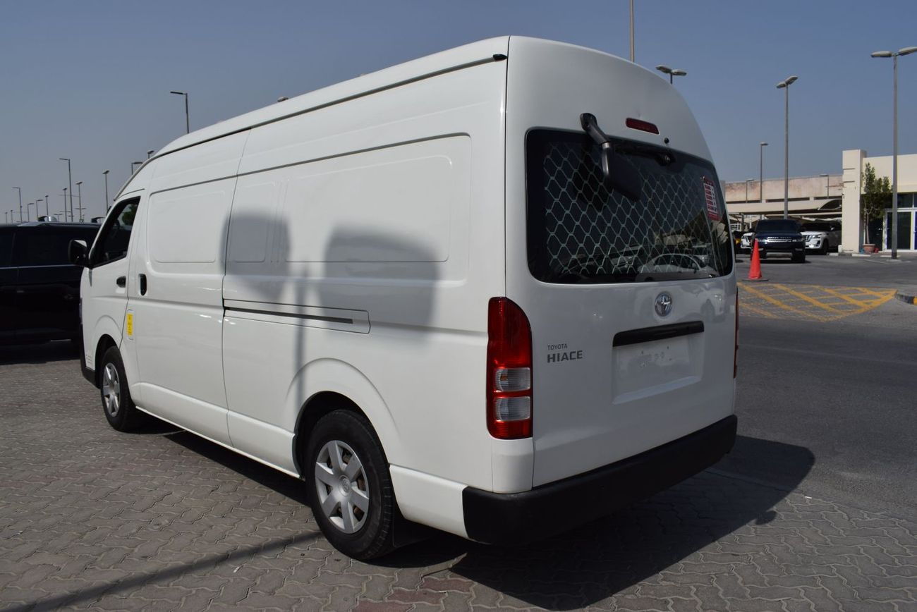 Toyota Hiace GLS -High Roof  Panal Van 2.7L