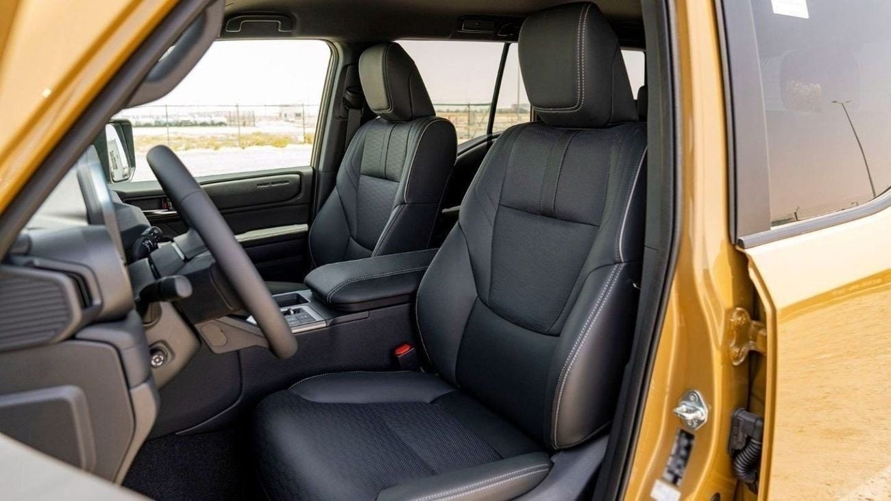 Toyota Prado TOYOTA PRADO 250 2.4P AT FIRST EDITION MY2025 – SAND & GREY ROOF