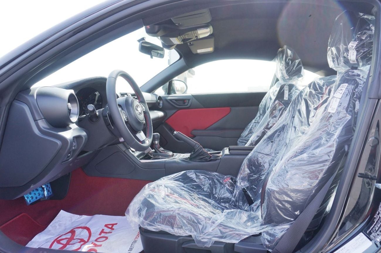 Toyota 86 GR 2.4L A/T TOYOTA GR86 COUPE 2.4L, A/T,RWD- 2025