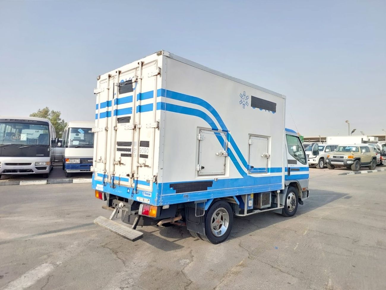 Mitsubishi Fuso Canter MITSUBISHI CANTER FREEZER TRUCK RHD 1999 MODEL 4.2 L DIESEL MANUAL(PM30981)