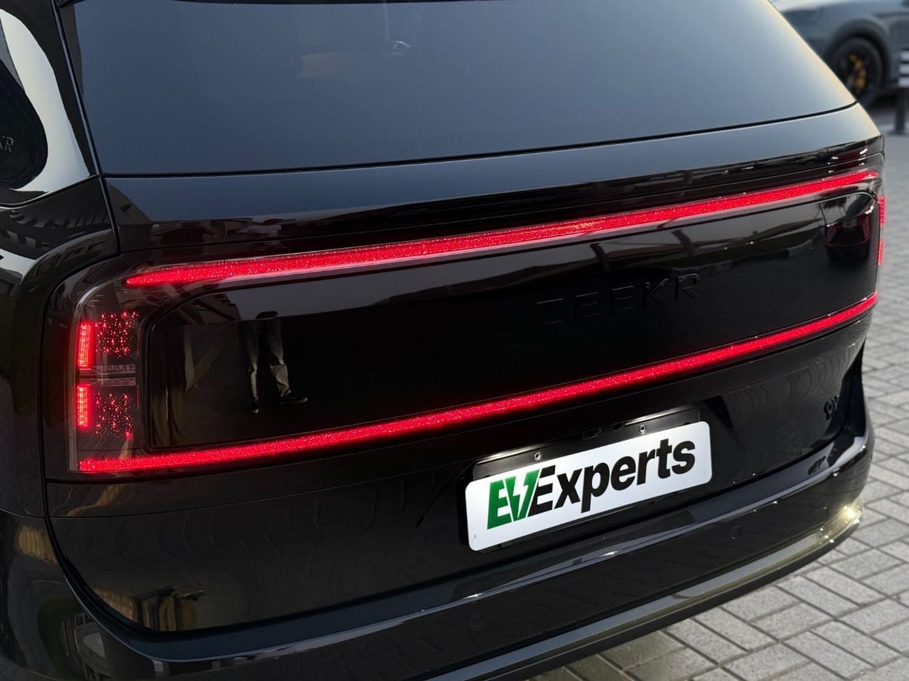 Zeekr 9X
