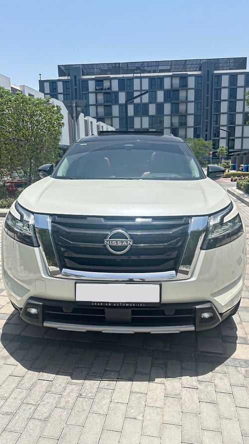 Nissan Pathfinder SL 4WD (Not Flooded)