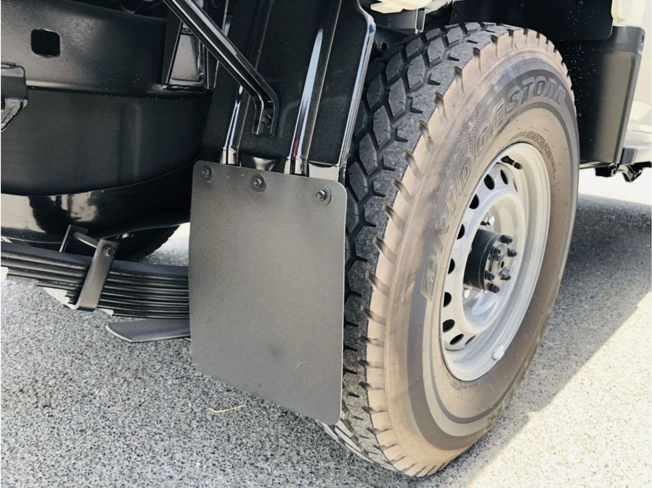 Toyota Land Cruiser Pick Up 79 V6 4.0L Petrol MY24 Brand New