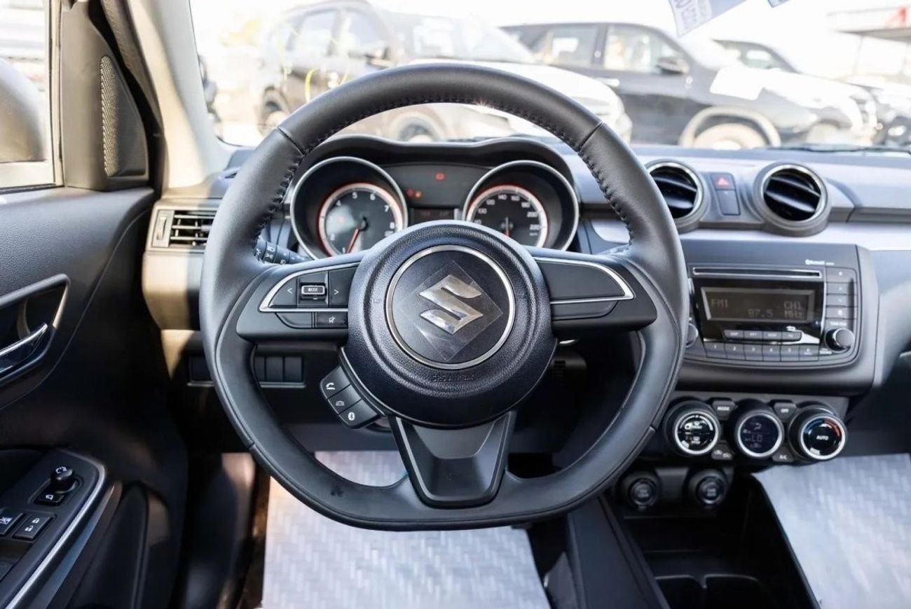 سوزوكي سويفت SUZUKI SWIFT GLX 1.2P AT MY2025