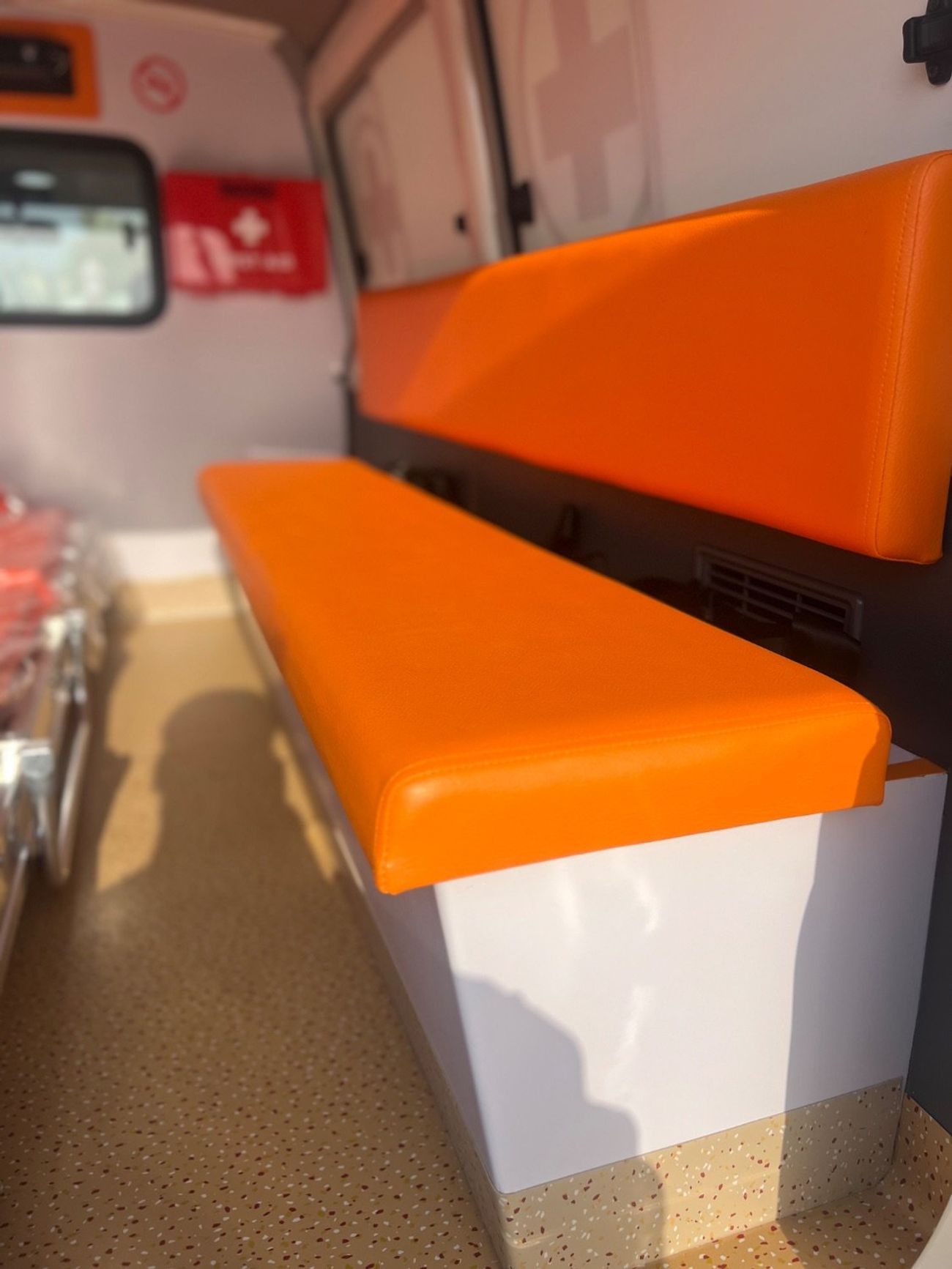 تويوتا لاند كروزر 70 LC hardtop 3 Doors 4.2 diesel Ambulance