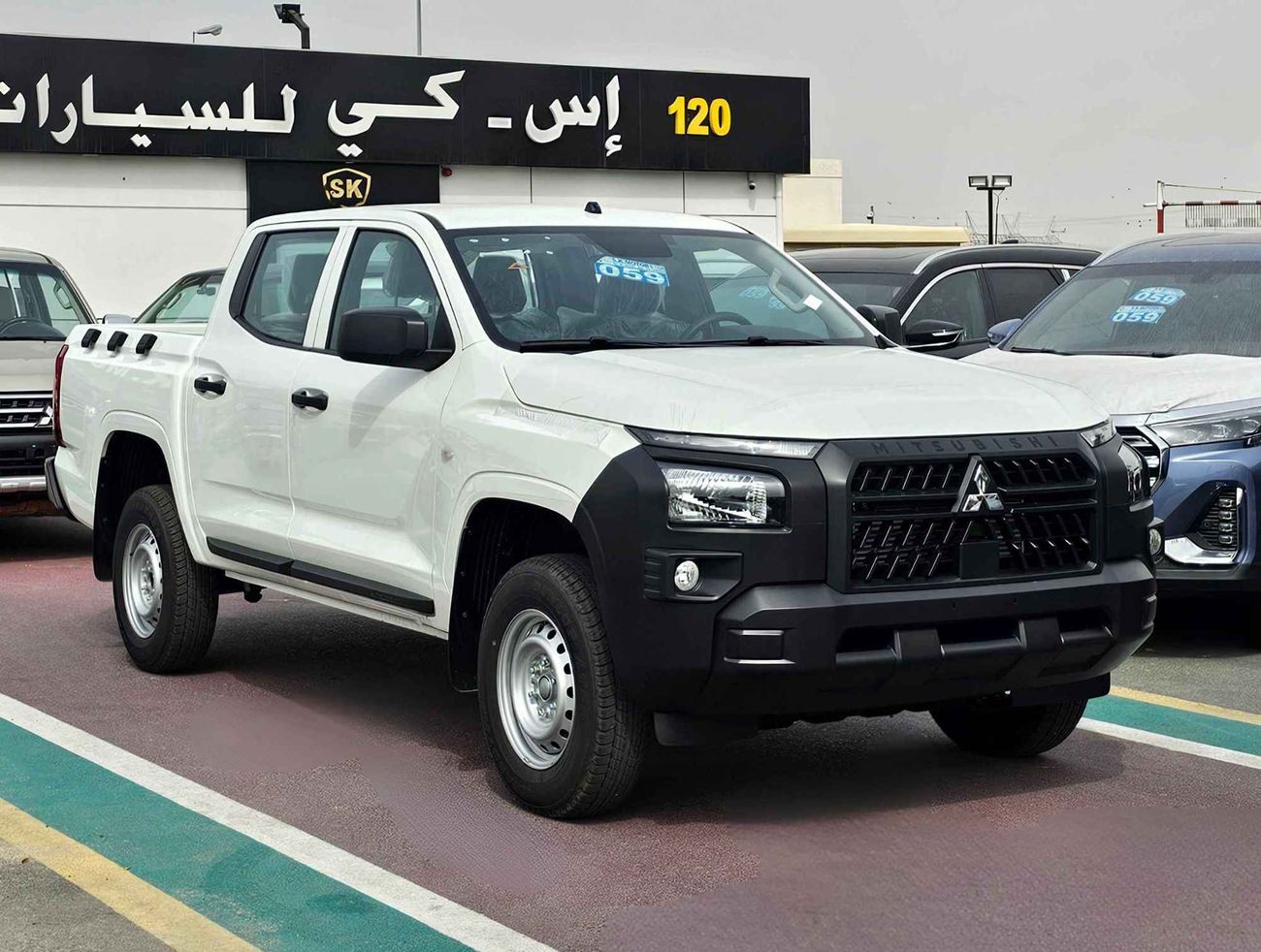 Mitsubishi L200 2.4L V4 Diesel, Quantity Available, Price Negotiable for Quantity Buyers (CODE # L2DDMB)