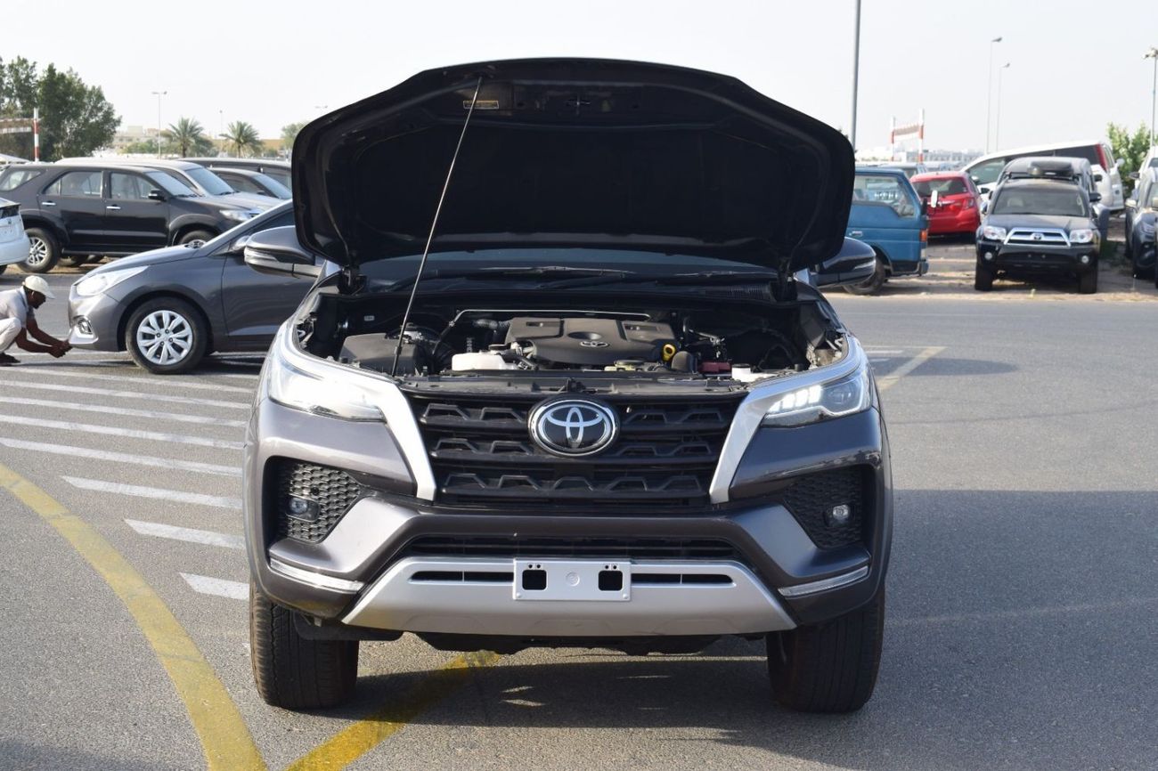 Toyota Fortuner 2020 TOYOTA FORTUNER GREY