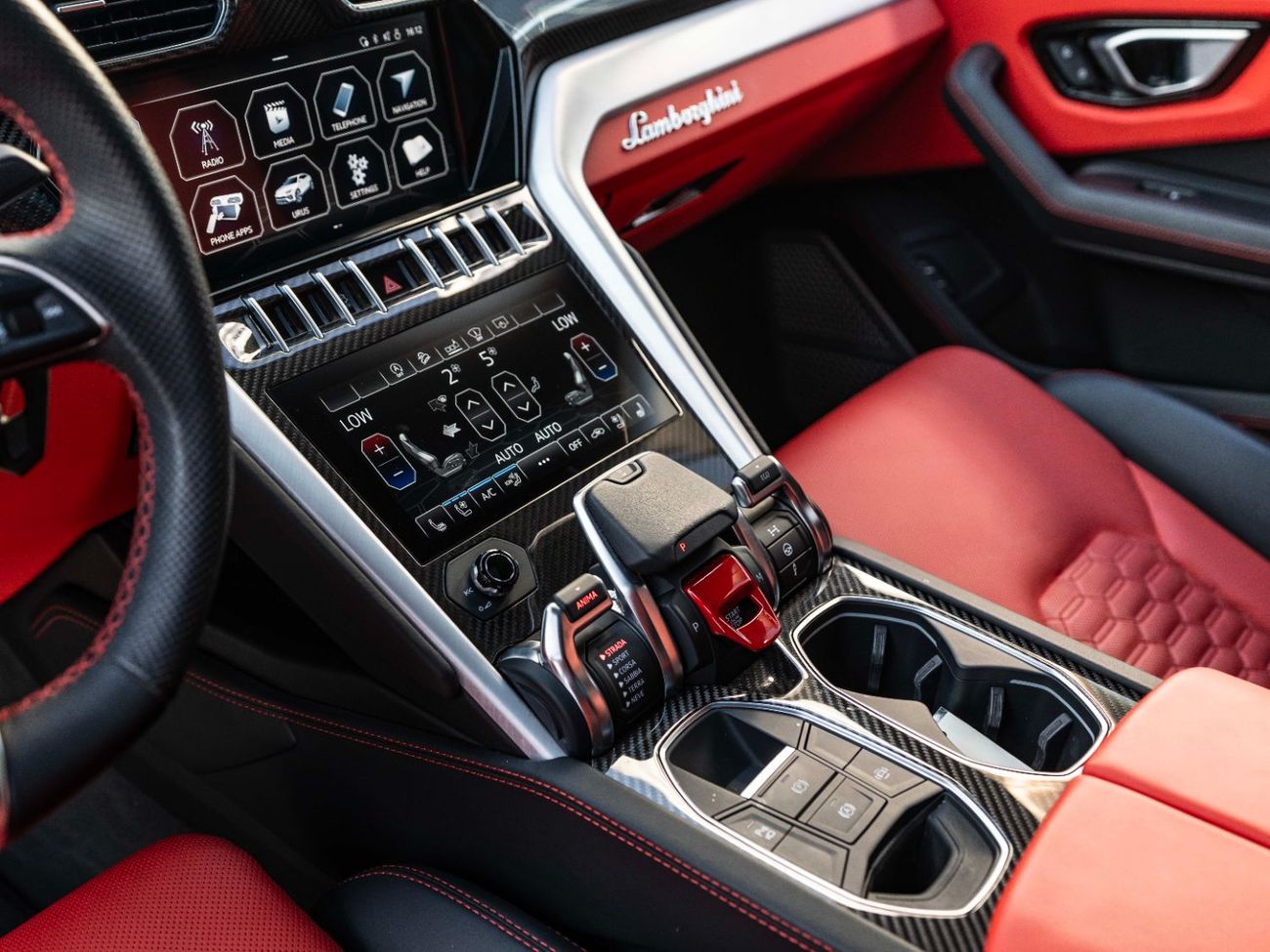 لامبورغيني اوروس STD 4.0T V8