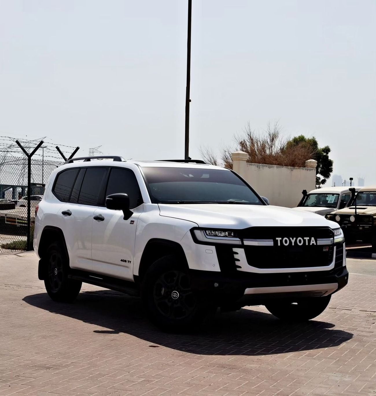 تويوتا لاند كروزر GR SPORT