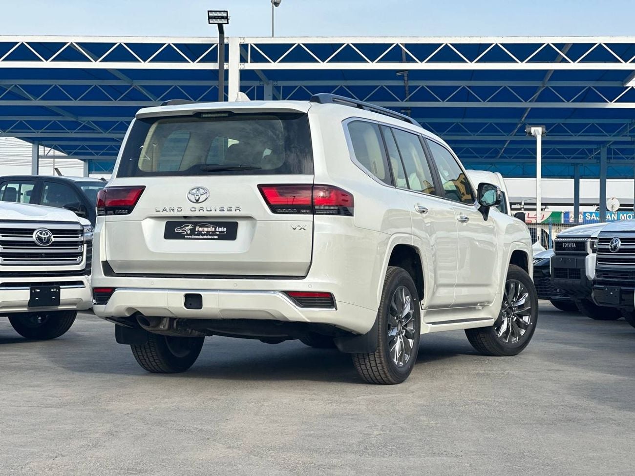 Toyota Land Cruiser VX 4.0L PTR A/T // 2026 // High Option With 360 Camera , Memory Seat , Cooling & Heater Seats // Spe