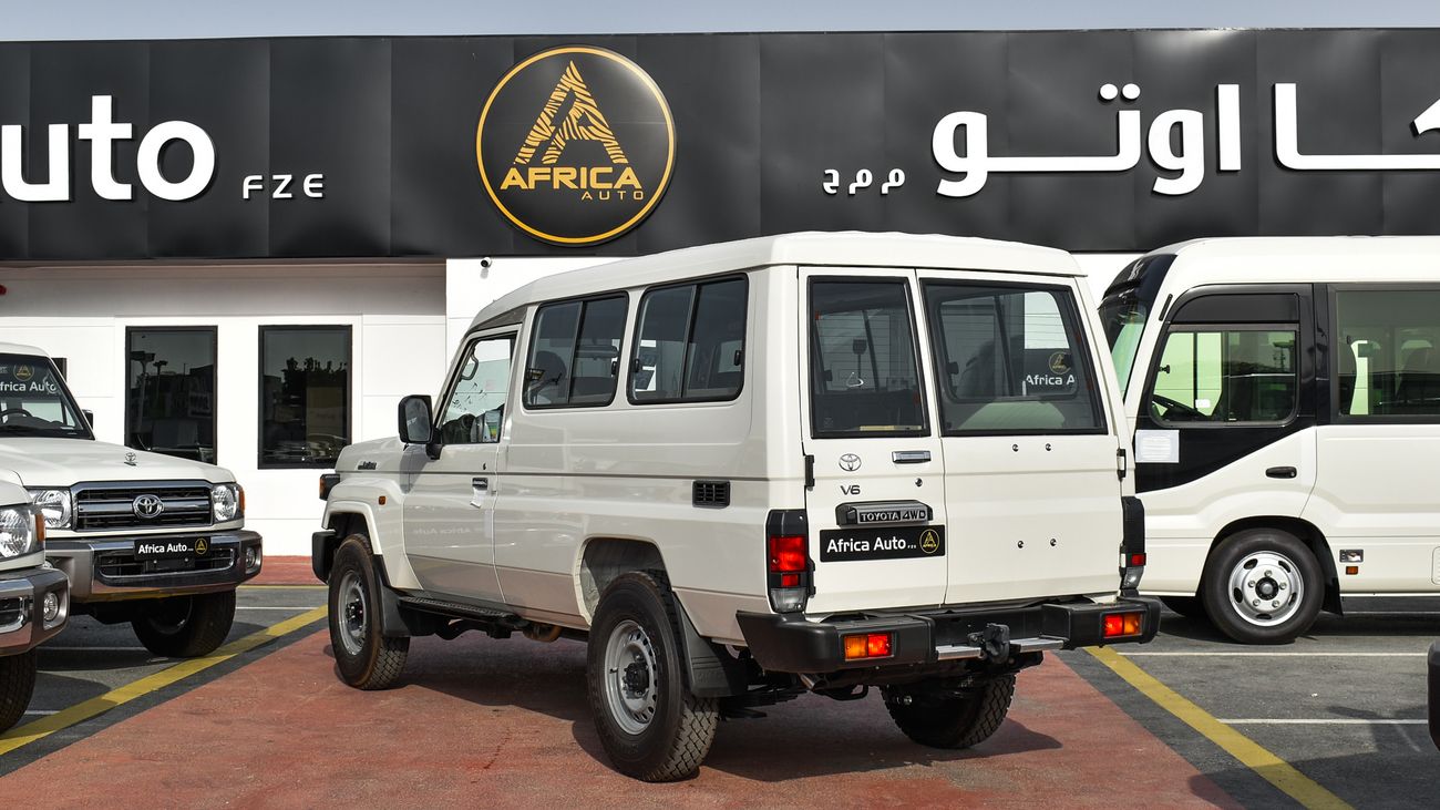 تويوتا لاند كروزر 70 4.0L V6 Petrol