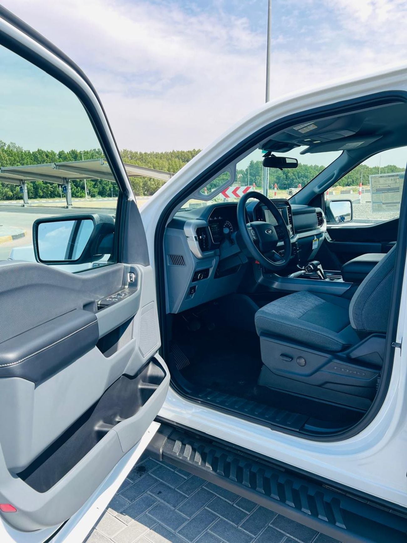 فورد F 150 XLT 3.5L (5 Seater)