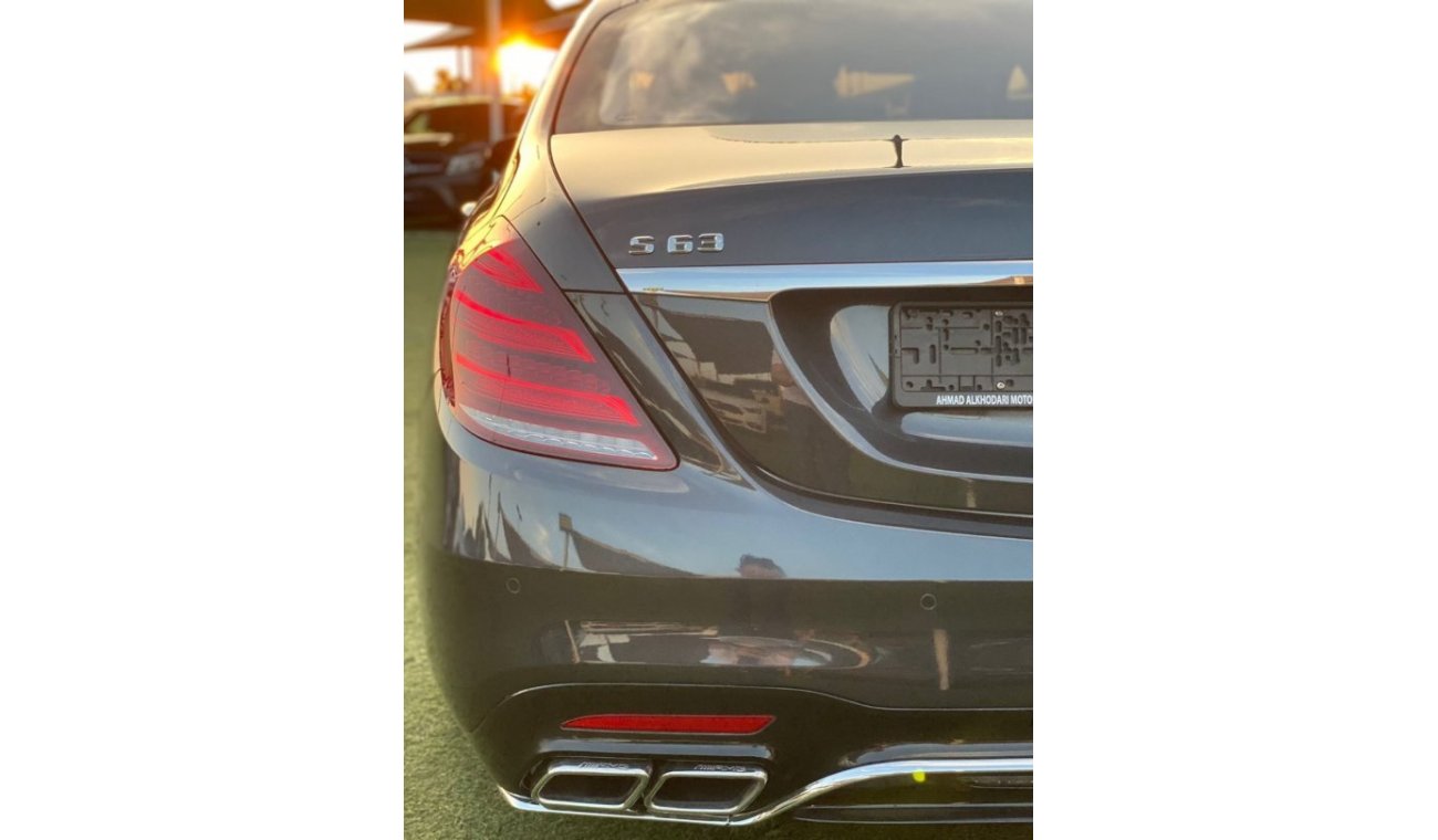 مرسيدس بنز S 500 AMG