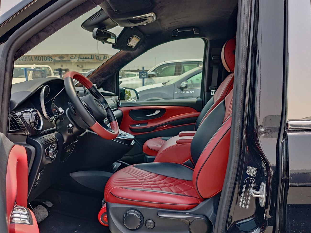 Mercedes-Benz V 250 V4, 2.0L Petrol,  VIP, Platinum, Front & Rear DVD's With Leather Seats, and Much More (CODE #VITO)