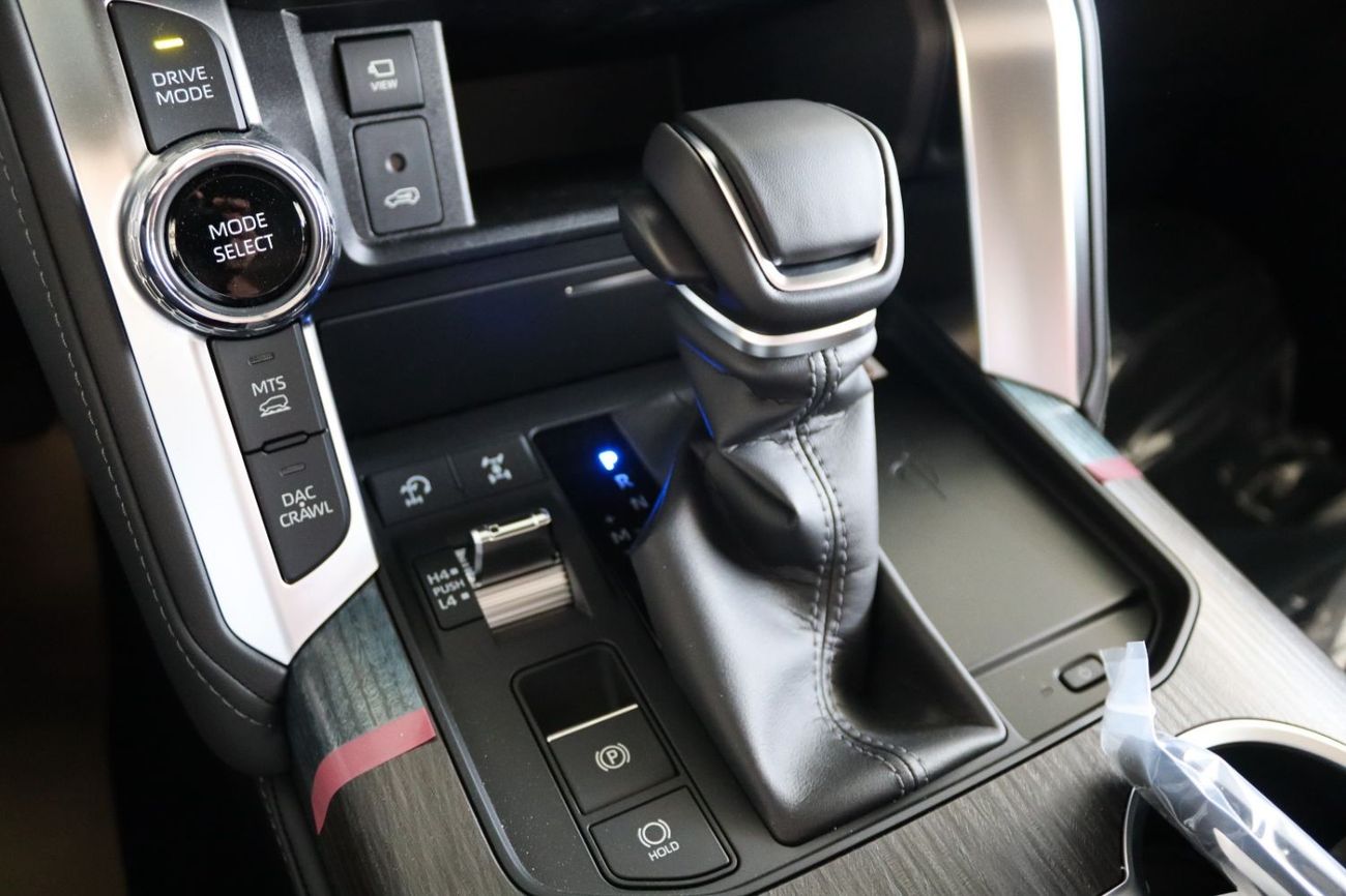 Toyota Land Cruiser 2025 LAND CRUISER VXR 3.5 TWINTURBO FULLY LOADED **التصدير فقط خارج الخليج***