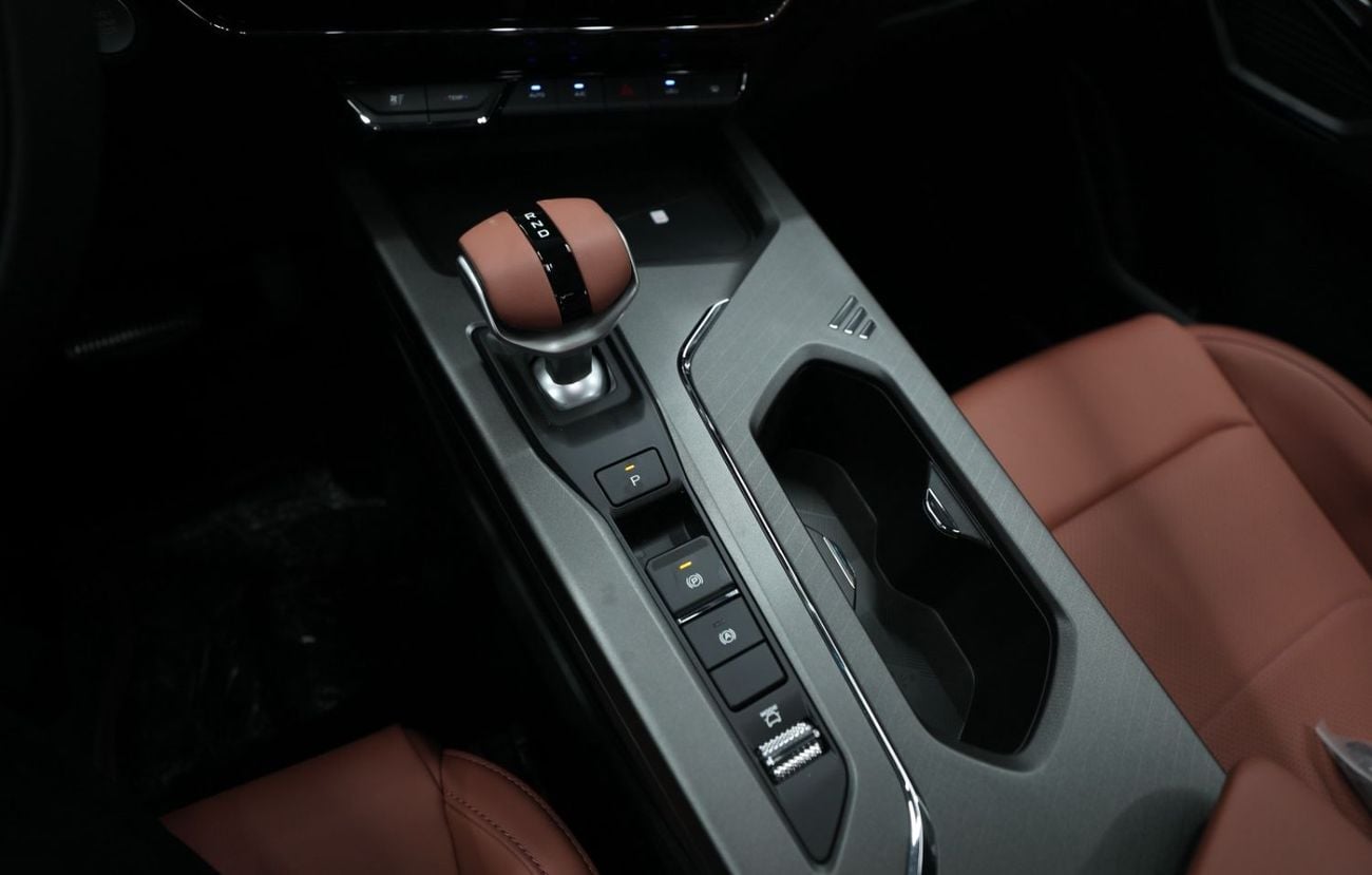 تشنجان x5 بلس X5 Plus | 1.5L | Brand new | 3 Years warranty | AED 1380 monthly with 0% Downpayment | Ref#Ref#X5Plu