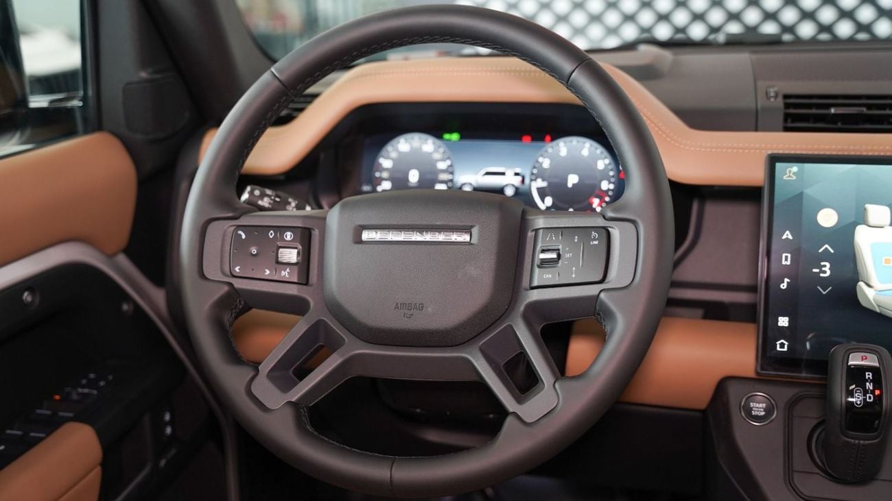 لاند روفر ديفندر Land Rover Defender X-Dynamic HSE P400 - 2026 - GCC (Export)