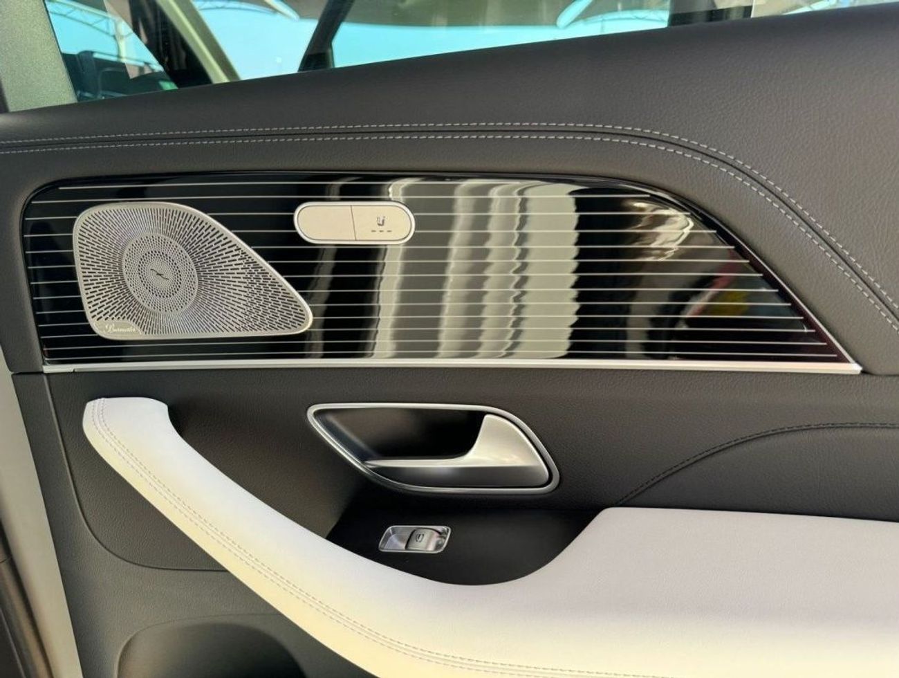 مرسيدس بنز GLE 450 2024-Mercedes Benz GLE 450 D