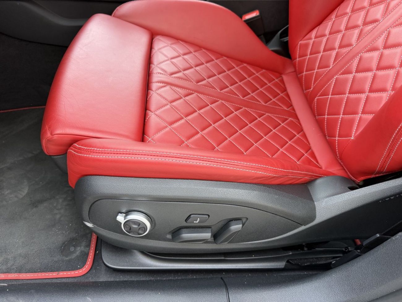 أودي A5 40 TFSI EXCLUSIVE EDITION S