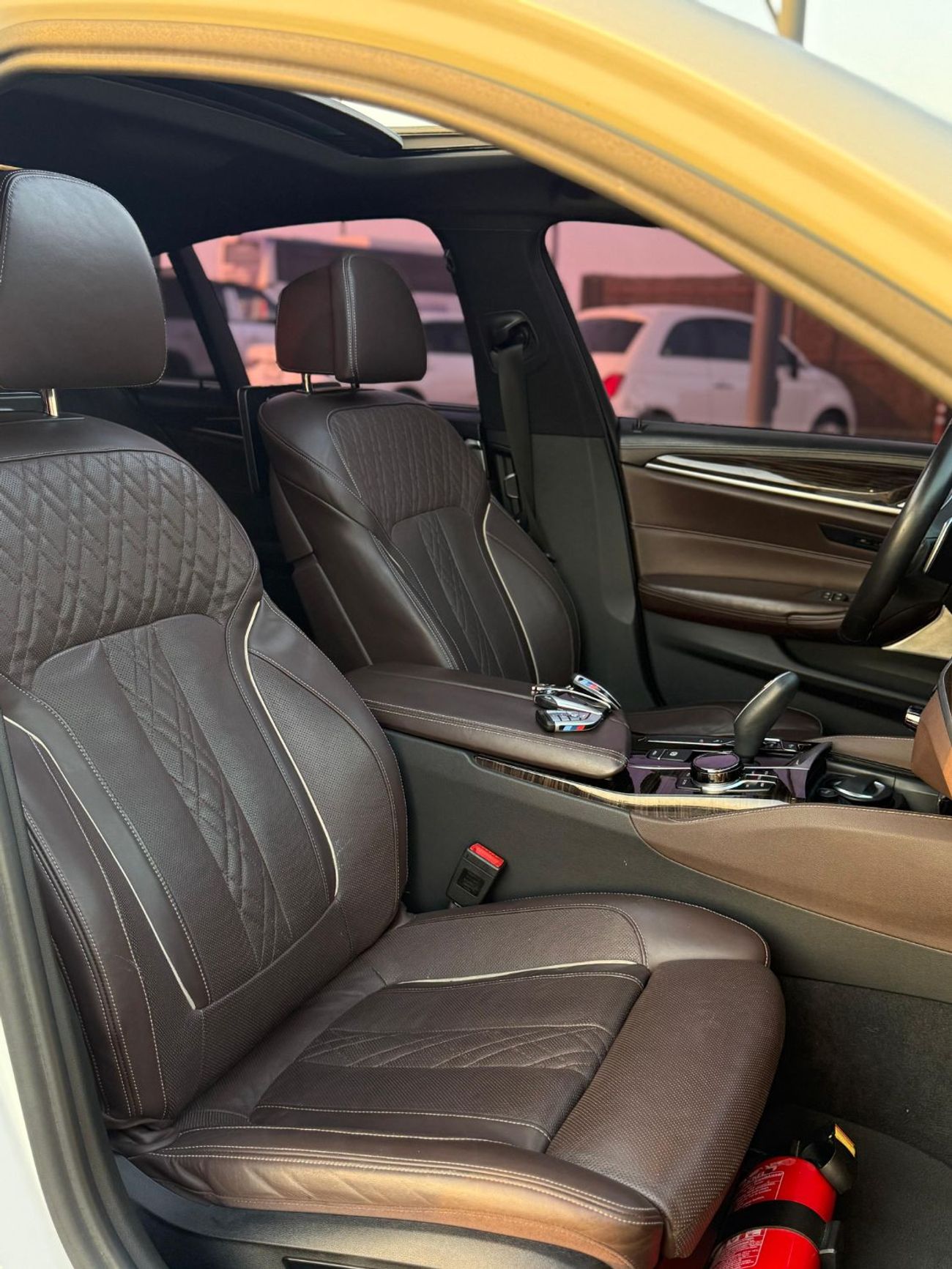 BMW 530i Luxury M Sport Package 2.0L