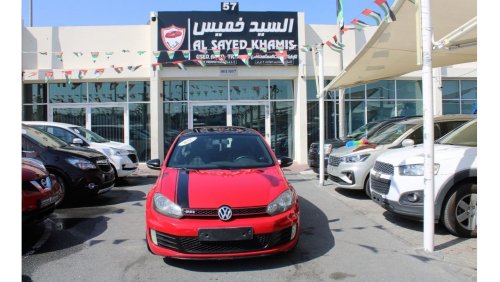 Volkswagen Golf GTI ACCIDENTS FREE - GCC - PERFECT CONDITION INSIDE OUT - 2000 CC
