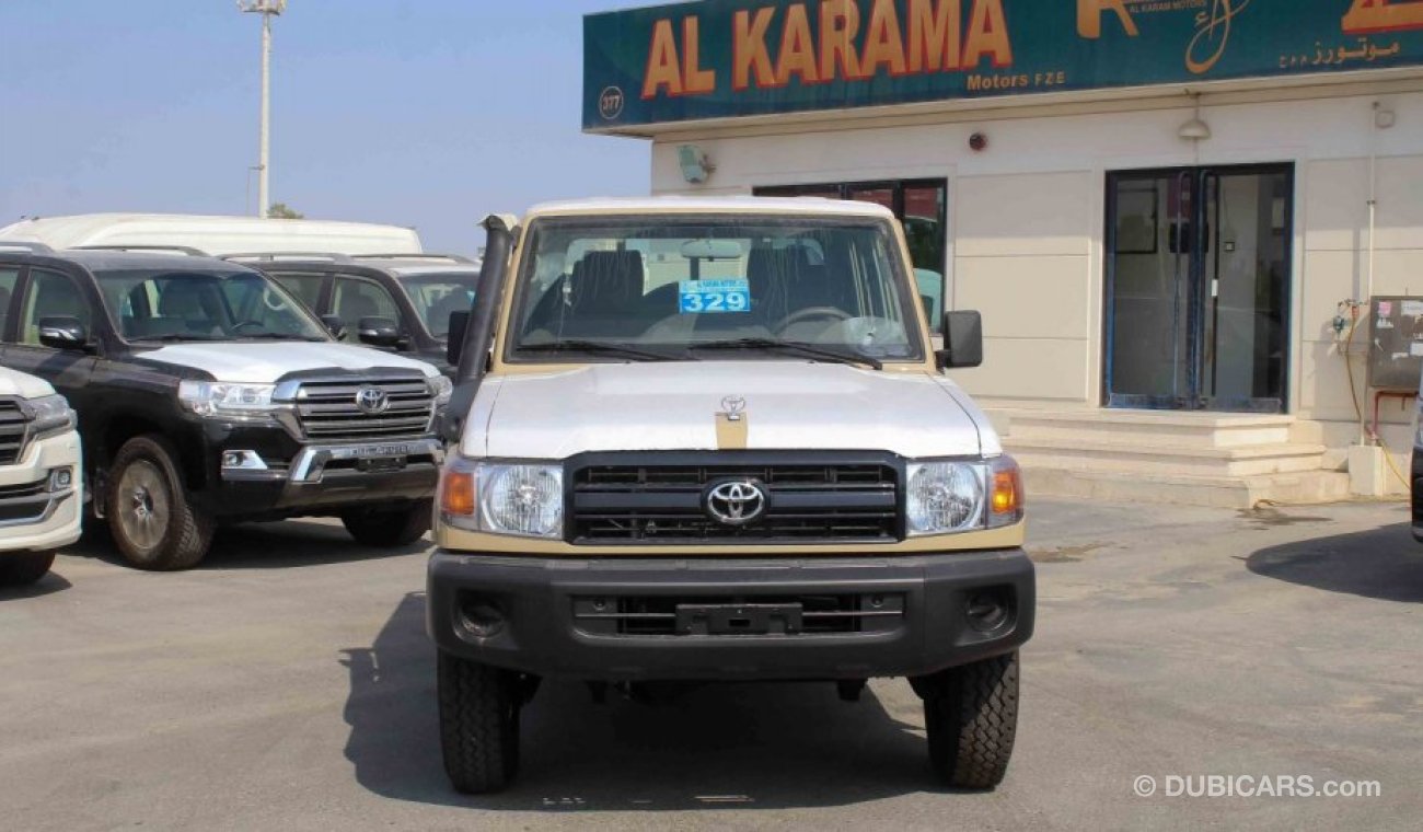 تويوتا لاند كروزر بيك آب 4.2L ديزل - نوافذ كهربائة دبل كبينة   Toyota  Land Cruiser Pickup Double Cab Diesel 4.2L