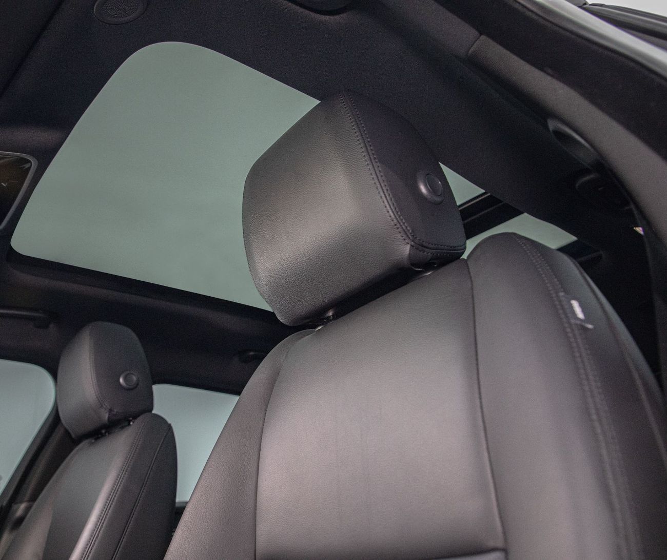 لاند روفر رينج روفر فيلار Dynamic SE P250 2.0L