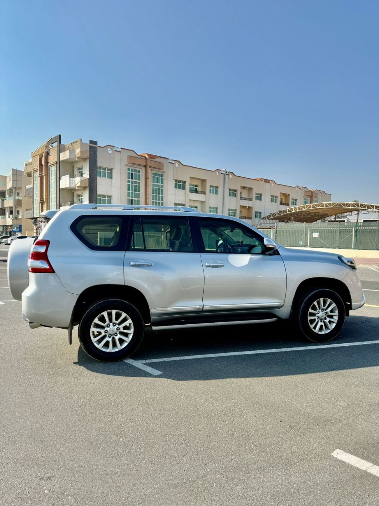 Toyota Prado VXR 4.0L 4WD