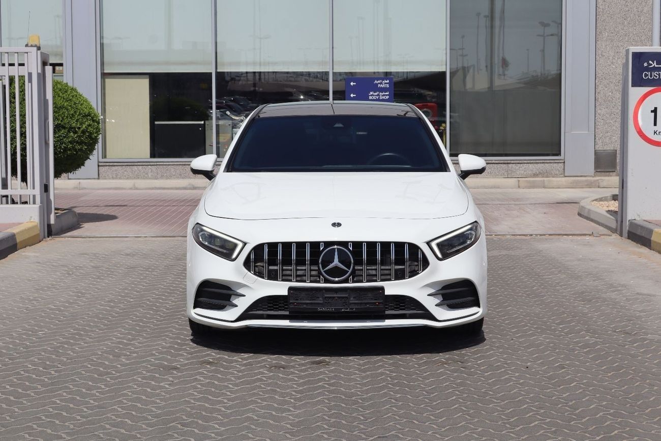مرسيدس بنز A 250 Std 2.0L (224 HP)