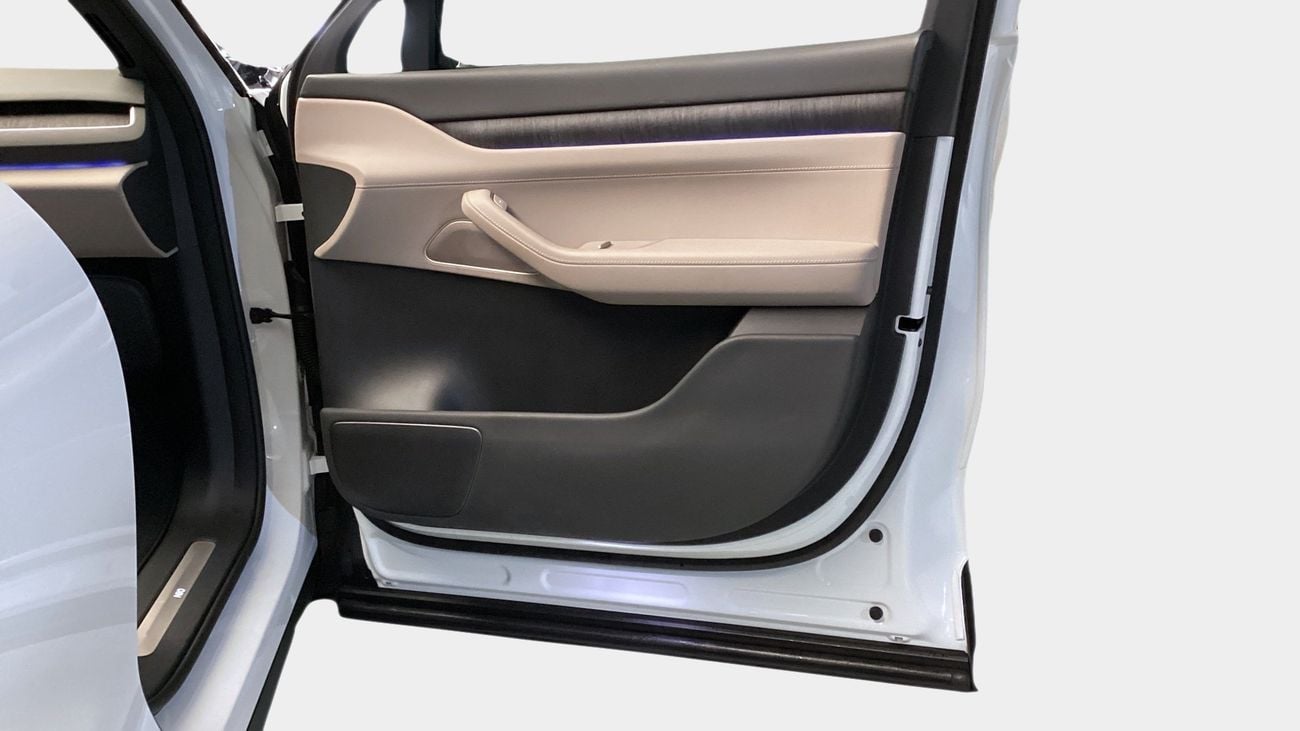 Nio EL8 Long Range | Guaranteed Warranty | 0 Down Payment